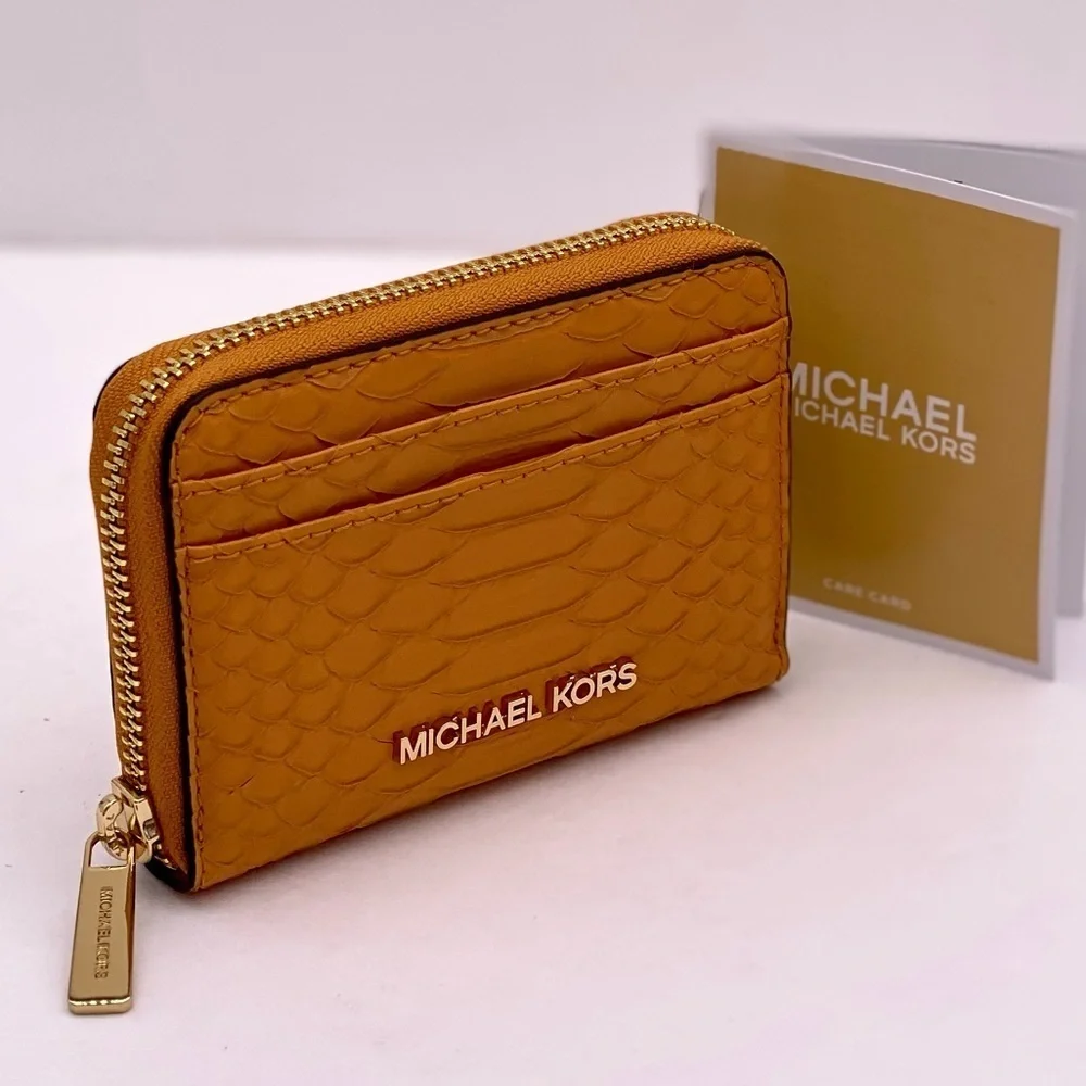 Michael Kors Jet Set Travel Card Case Walllet